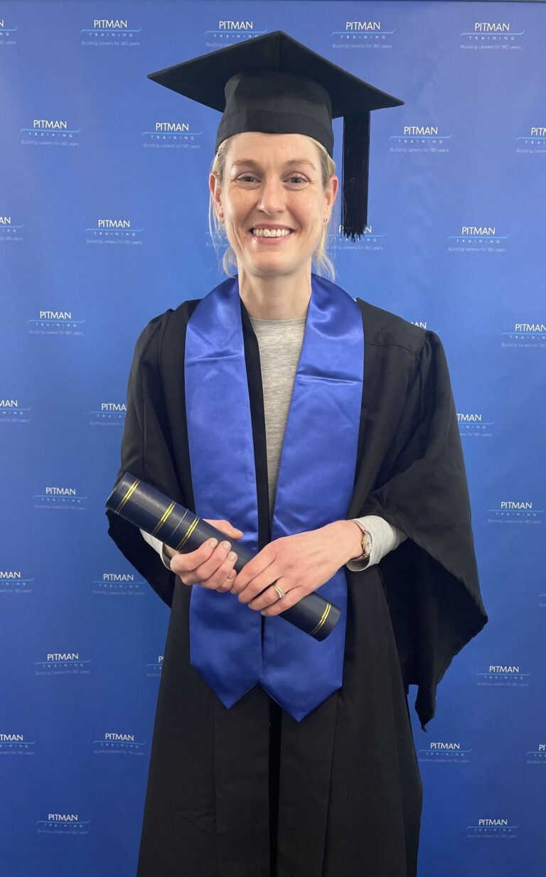 Siobhan Davis - Pitman Training Graduation kim healy siobhan davis certificate in bookkeeping with aat